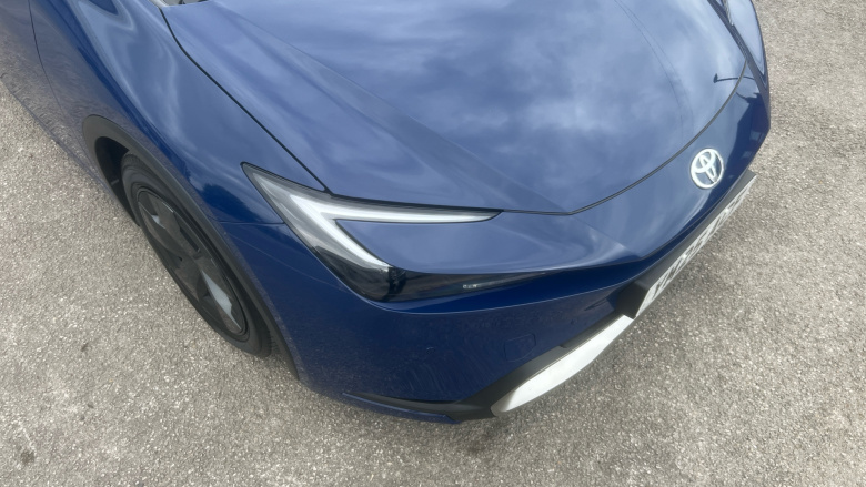 Toyota Prius 2.0 PHEV Design 5dr CVT Hatchback